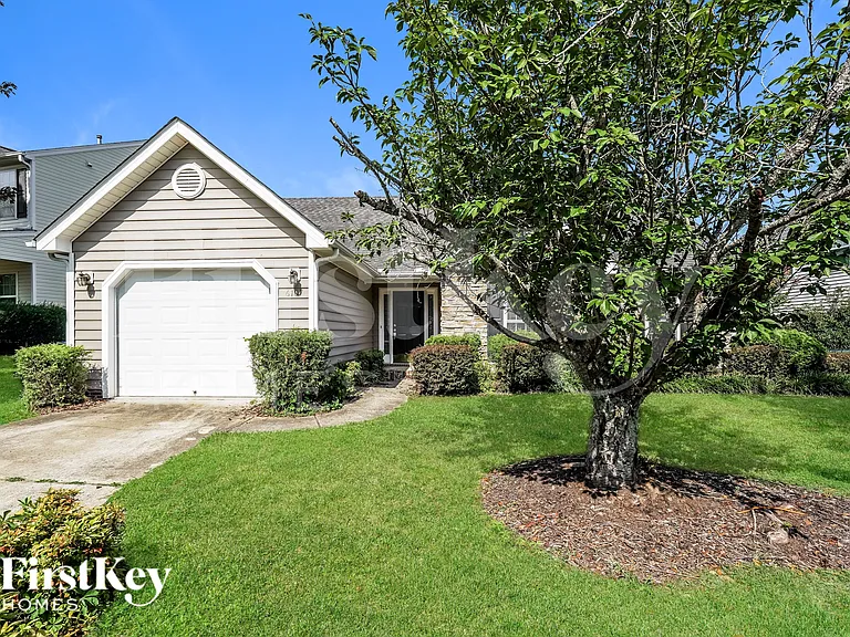 6107 Black Willow Dr — Photo 2