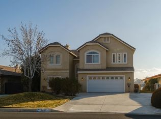 18465 Niagara Dr, Victorville, CA 92395
