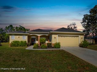 11285 Frigate Bird Ave, Weeki Wachee, FL 34613