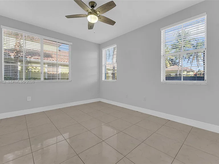 2400 E Preserve Way #101 — Photo 11
