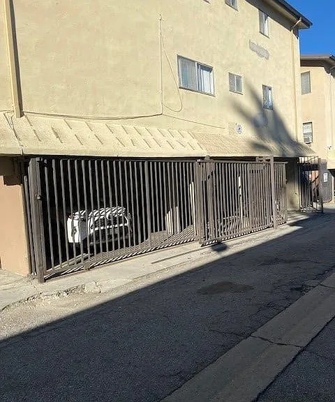 4014 Stevely Ave. — Photo 14