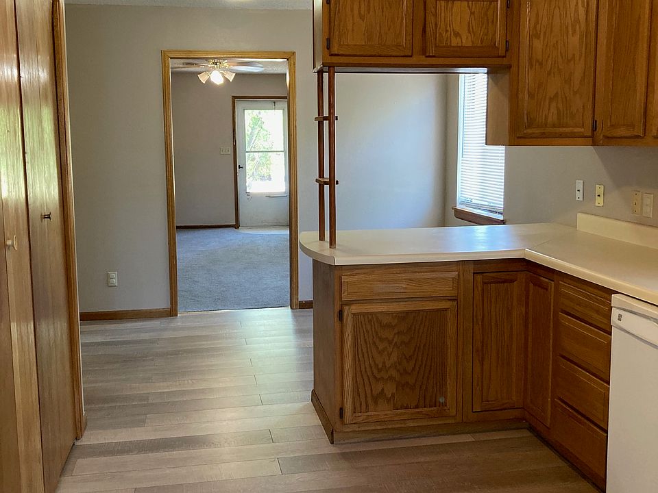 kitchen back to front living room