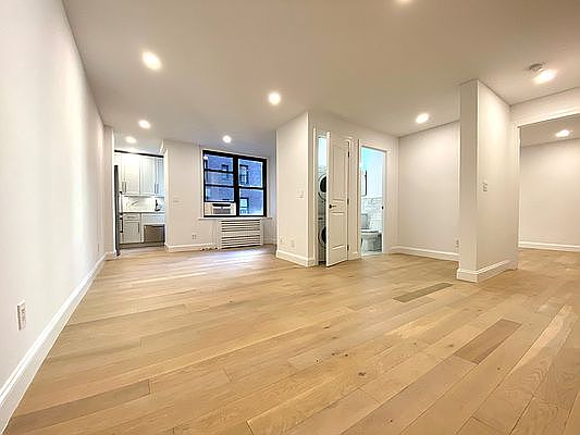 1st image of 160 E 48th St #10NN