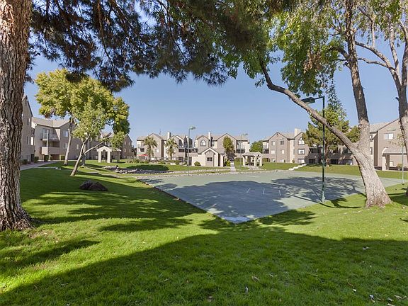 2nd image of 150 S Roosevelt Rd APT 2155