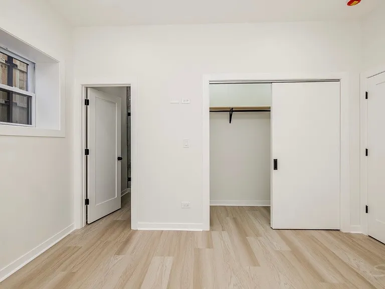 1056 N Central Park Ave #2 — Photo 8