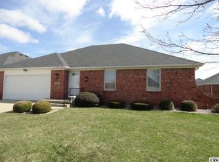 822 Freedom Dr, Seymour, IN 47274