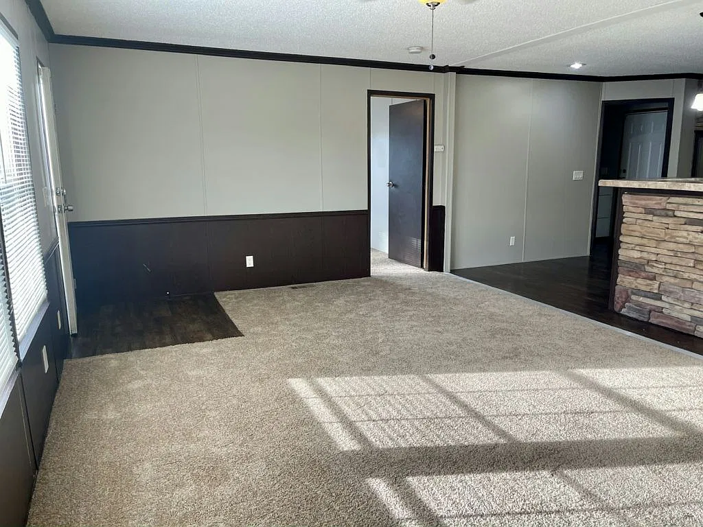 3 bed, 1232 sqft, $1,500 — Photo 4