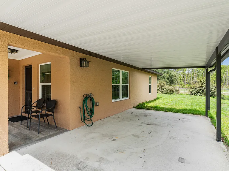 3241 Tropicaire Blvd — Photo 24