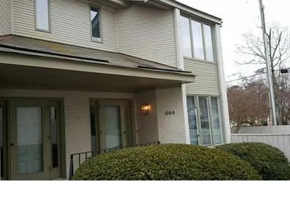 304 Sea Pines Ct, Virginia Beach, VA 23451