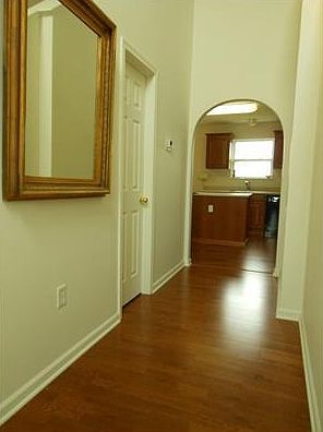 3rd image of 311 Compass Ct