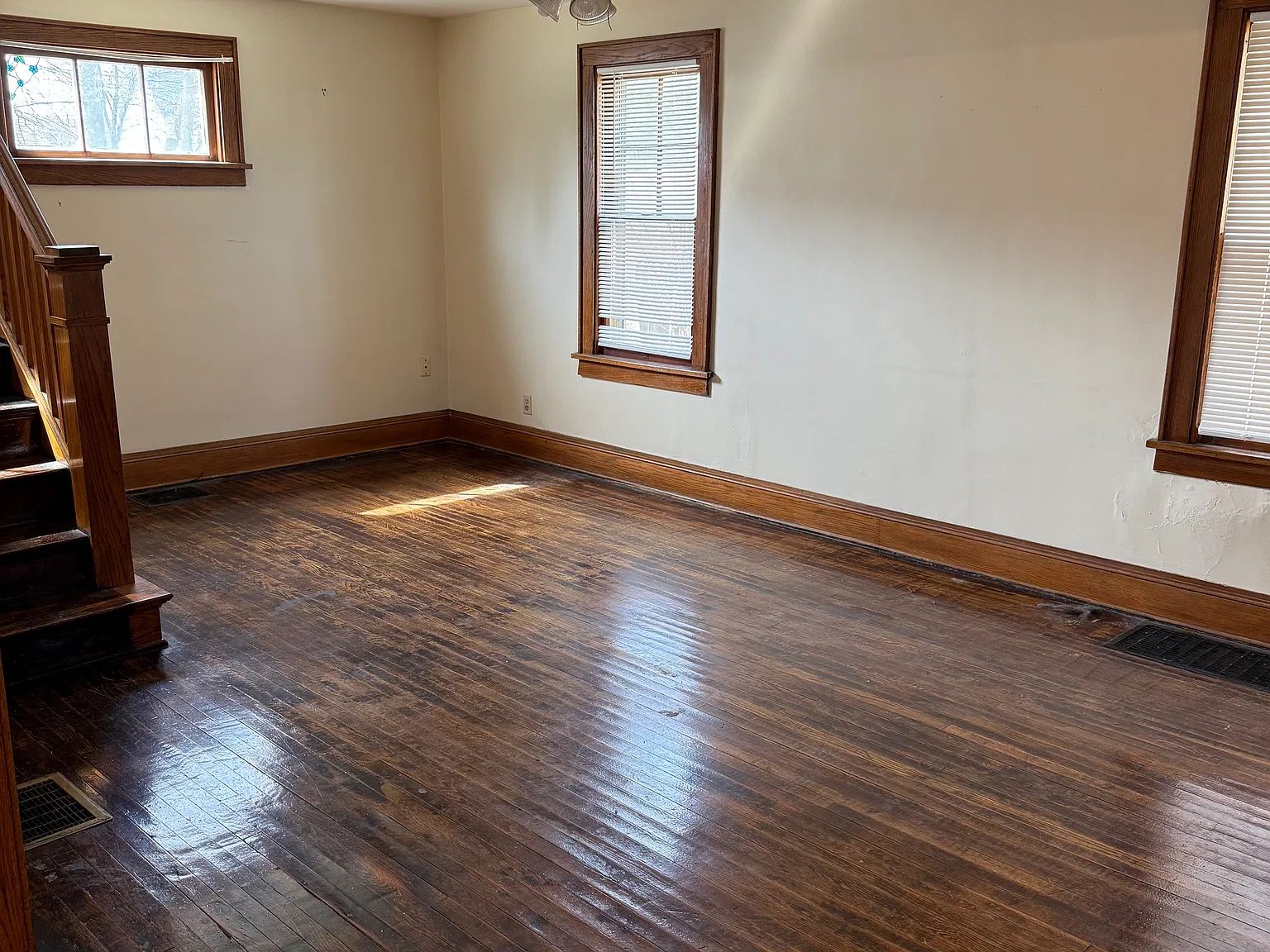 4 bed, 1613 sqft, $1,350 — Photo 2