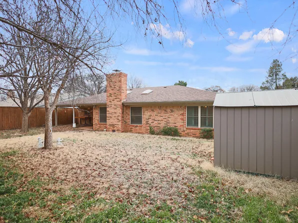 5230 92nd St, Lubbock, TX 79424