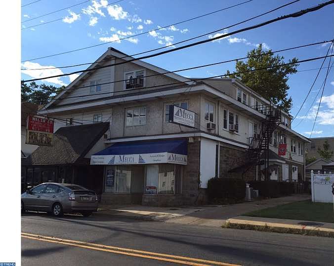2nd image of 3615 Garrett Rd