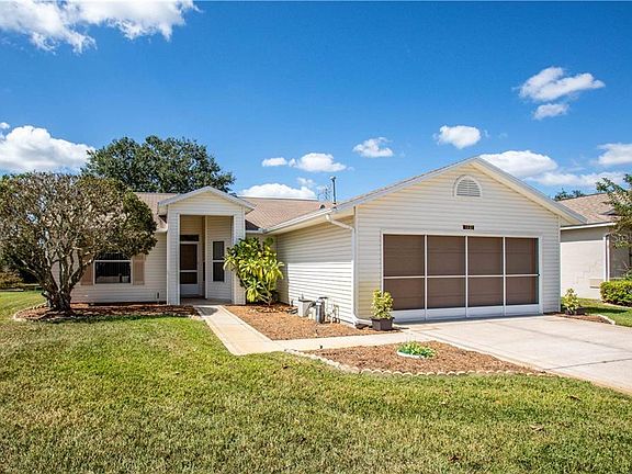 2nd image of 225 Grand Vista Trl