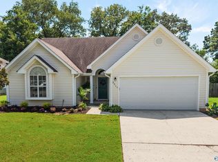 2517 Bonnie Oaks Dr SW, Huntsville, AL 35803