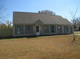 103 Sidesaddle Ln, Jacksonville, NC 28546