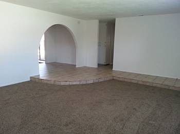 3rd image of 4176 N E St