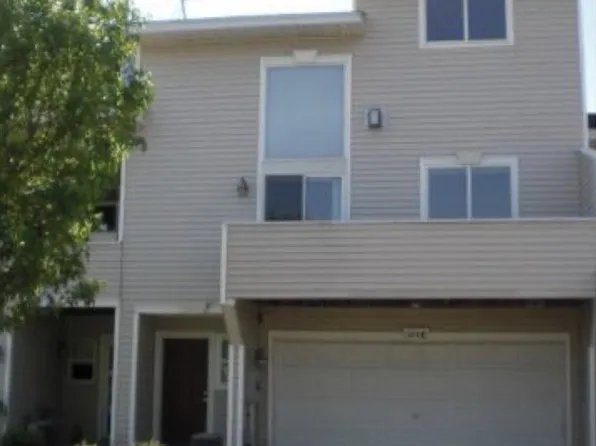 608 Kingfisher Ln APT E, Woodbury, MN 55125