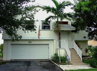 20436 SW 85th Ave, Cutler Bay, FL 33189