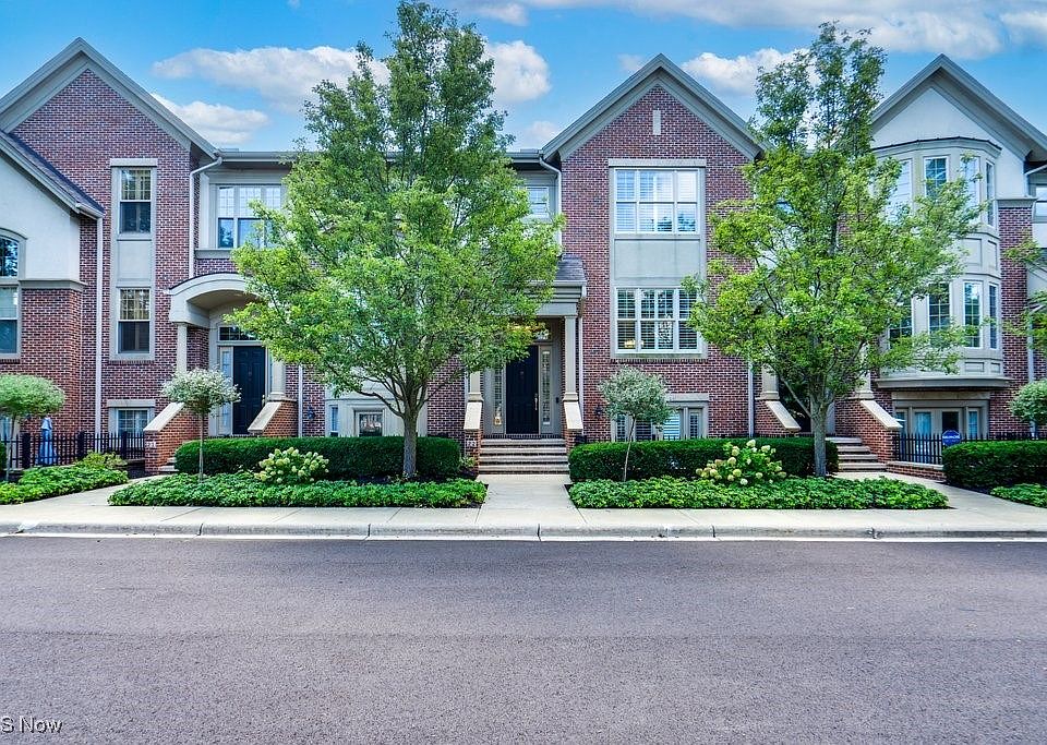 1st image of 22 Astor Pl