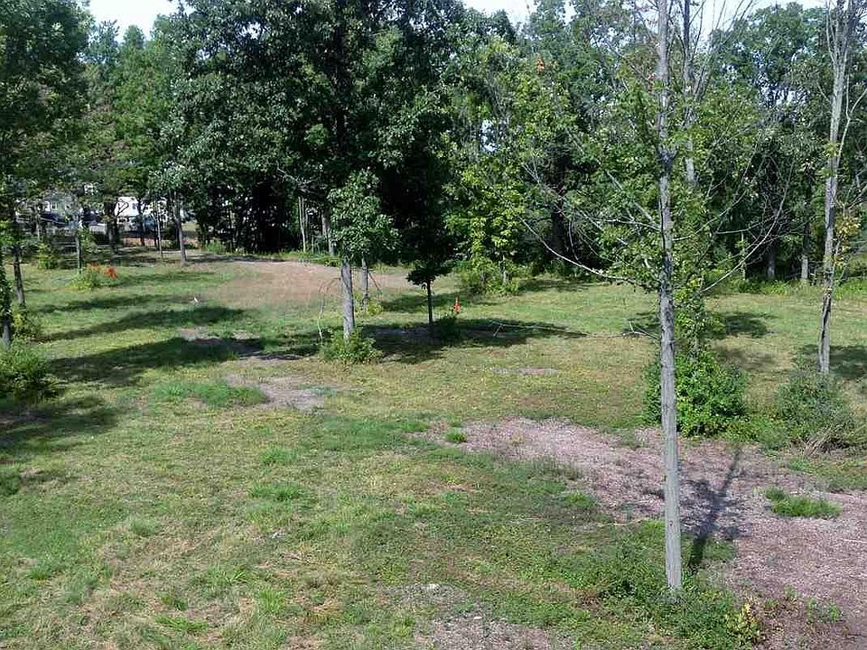 1st image of 22 McWood Pl