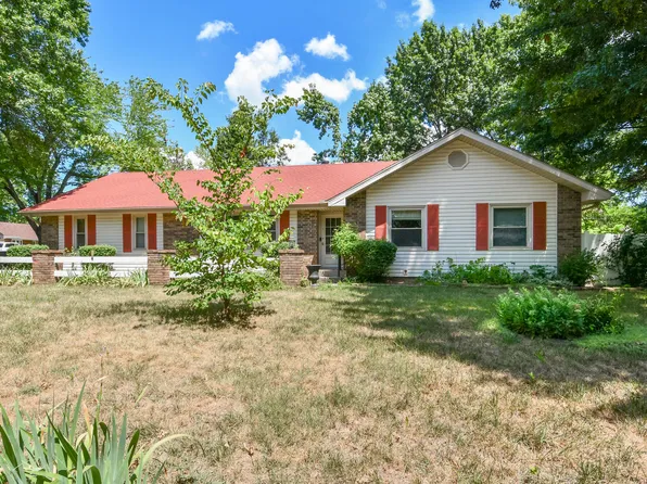813 E Mentor Street, Springfield, MO 65810