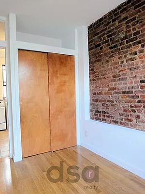 Rented by DSA Realty | media 33
