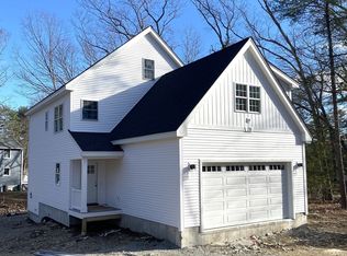 20 Cooper Rd, Webster, MA 01570