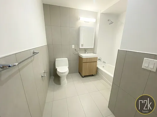 Rented by Realty 2000 Corp | media 41