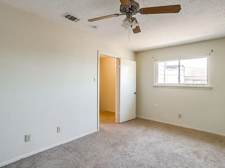 127 Allencrest Dr — Photo 31