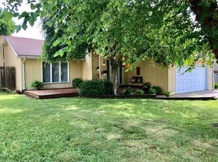 2757 Knoll Top Ln, Henderson, KY 42420