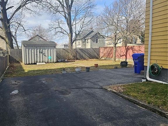 4th image of 84 Vine St