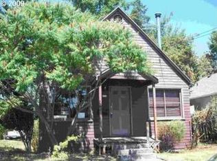 931 SW Gaines St, Portland, OR 97239