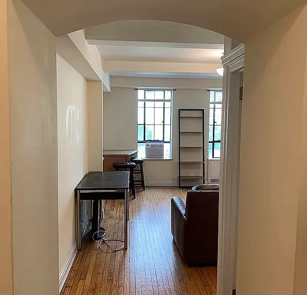 353 W 56th St #2L — Photo 7