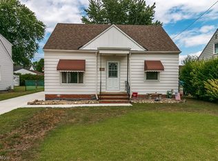 239 E 328th St, Willowick, OH 44095