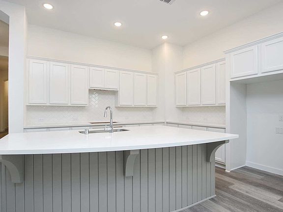 3rd image of 17143 Crimson Crest Dr