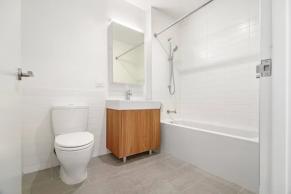 Rented by Stonehenge NYC LLC | media 5