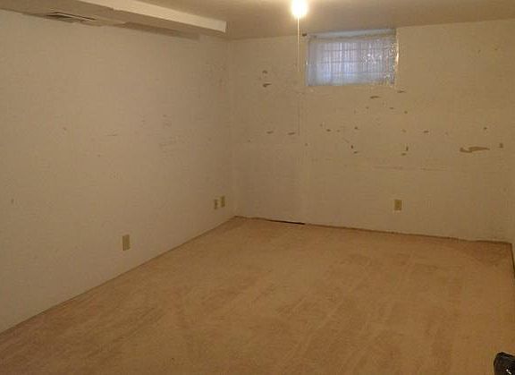5th image of 1524 W Jackson Ave
