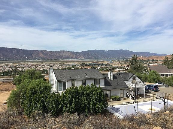 Overlooking Lake Elsinore! 