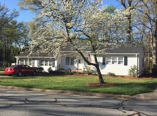 2701 Stratford Dr, Greensboro, NC 27408