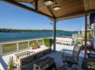 16903 Cove Walk SW, Vashon, WA 98070