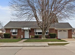 2919 Drexel Ave, Racine, WI 53403