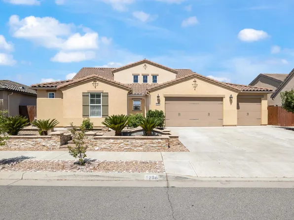 1276 N Redington Ave, Clovis, CA 93619
