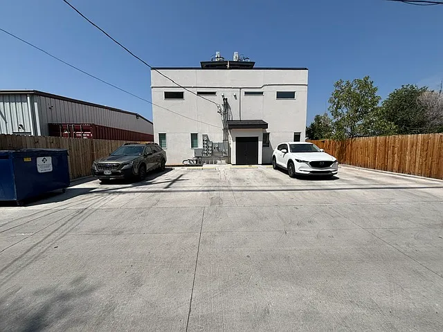 2312 S Delaware St #6 — Photo 18