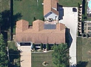 91 227th St, Steger, IL 60475