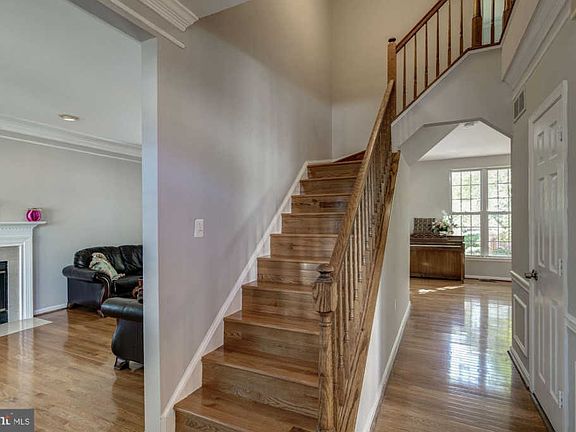 4th image of 6322 Alderman Dr