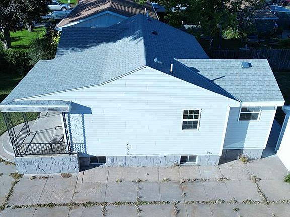 3rd image of 207 N Waldo Ave