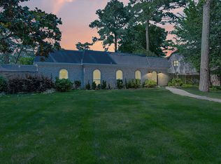 606 Magic Oaks Dr, Spring, TX 77388