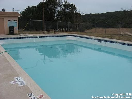 3rd image of 1628 Trailridge Dr