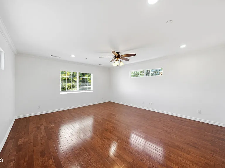 3302 Community Ave — Photo 14